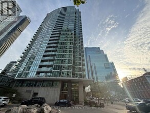Building Photo - 381 Front St W