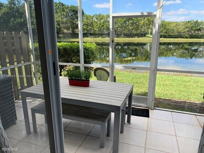 Foto del edificio - 4 br, 2.5 bath House - 3670 San Simeon Cir