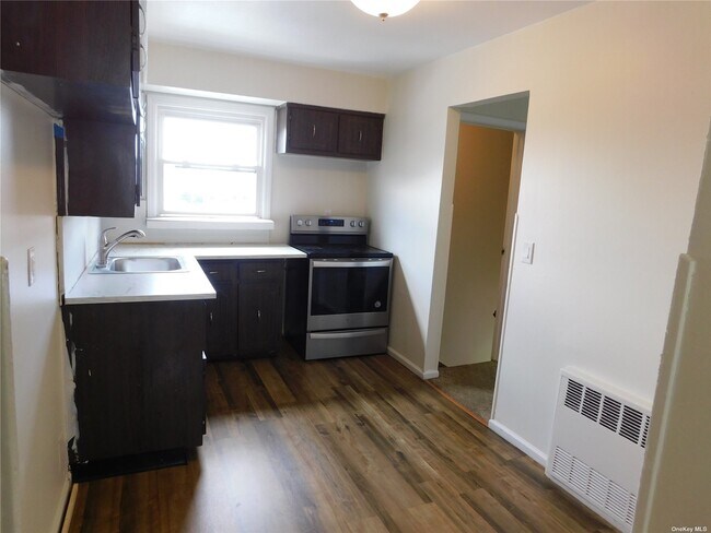 Foto del edificio - 79 S Franklin Ave