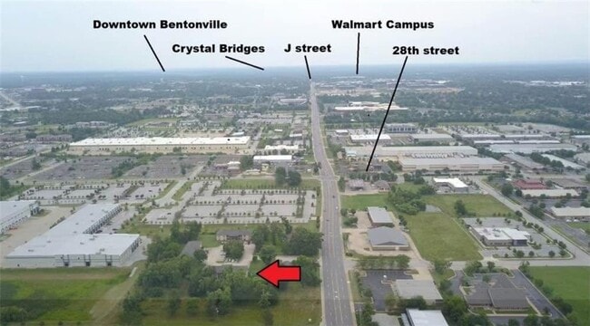 Building Photo - 3010 SE J St