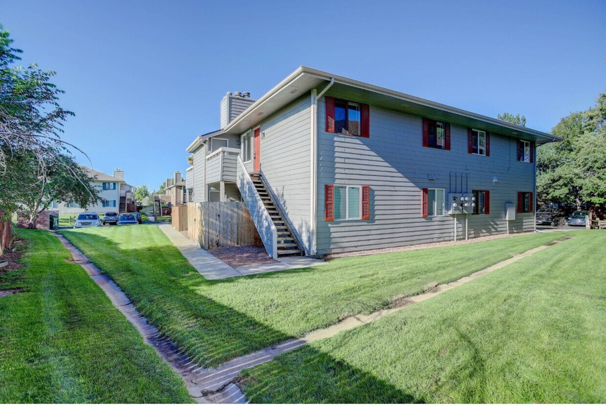 Primary Photo - 1 Bedroom Condo in gated Hunting Meadows