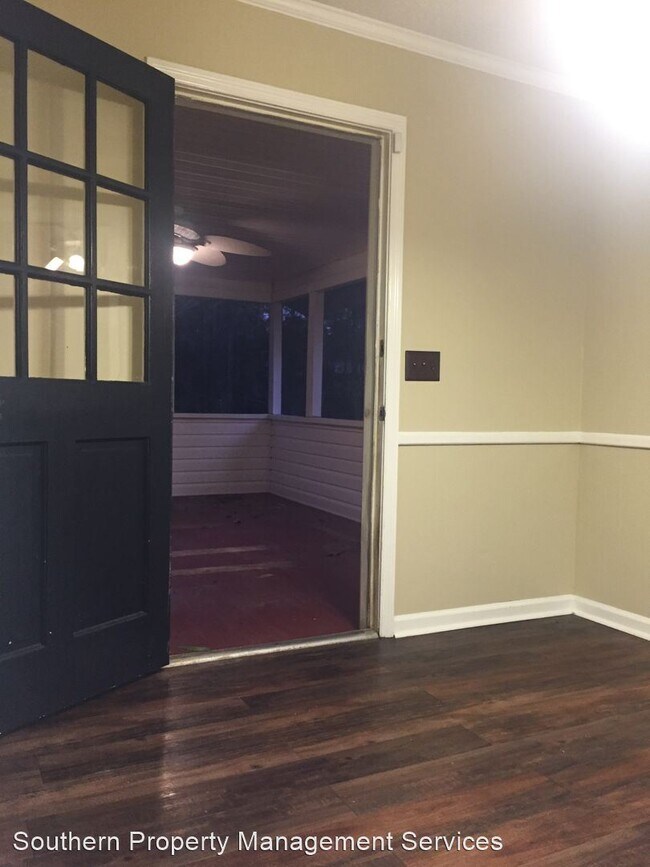 Foto del edificio - 3 br, 1.5 bath House - 227 Shuman Drive