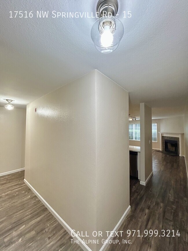 Foto del edificio - 17516 NW Springville Rd