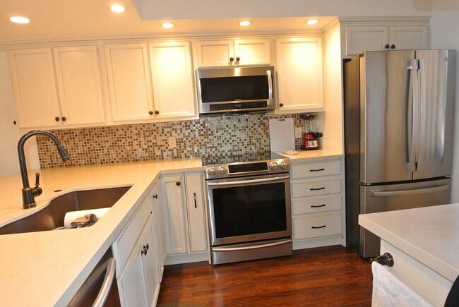 Foto del edificio - 1501 Marina Isle Way