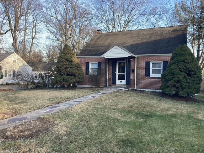 Foto del edificio - 1210 Rosedale Ave