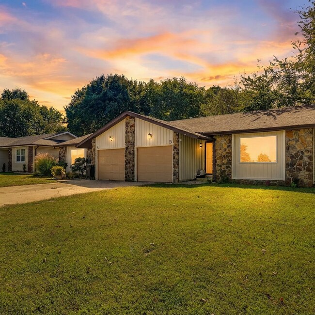 Foto del edificio - 3016 W Roxbury St