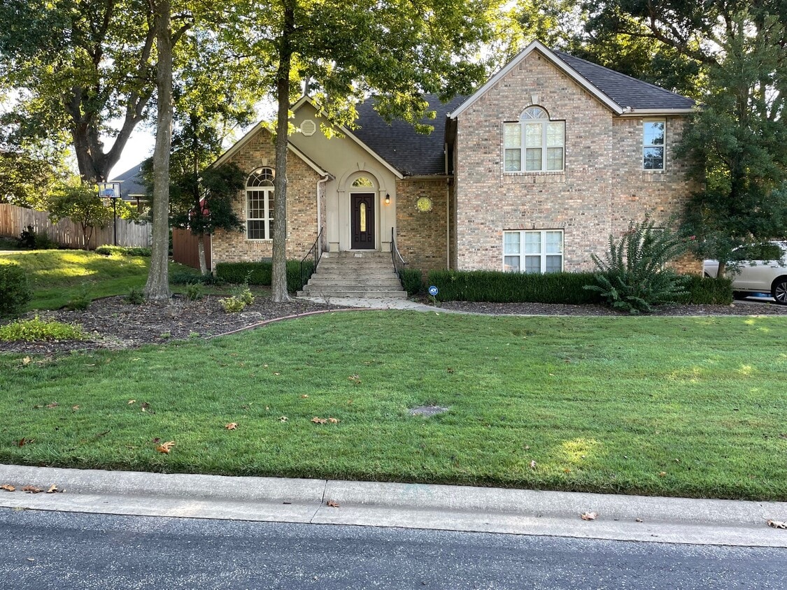 200 NW O St, Bentonville, AR 72712 House Rental in Bentonville, AR