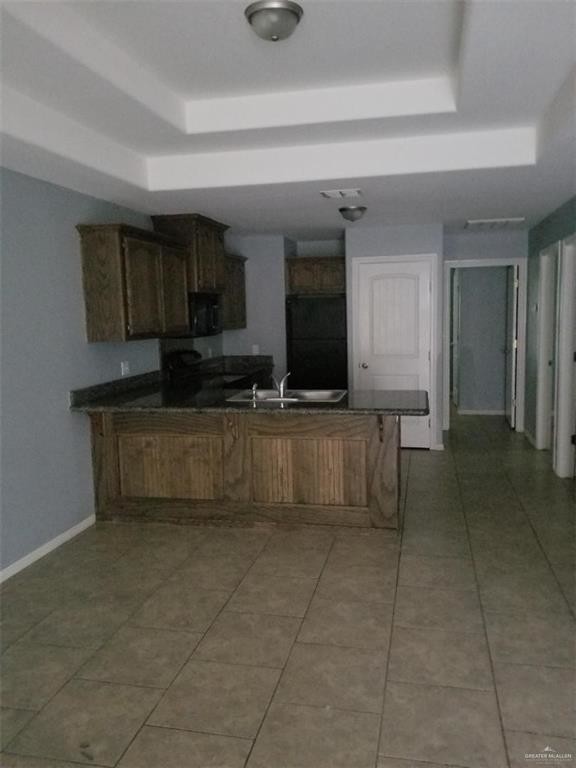 Building Photo - 1805 Oasis Dr