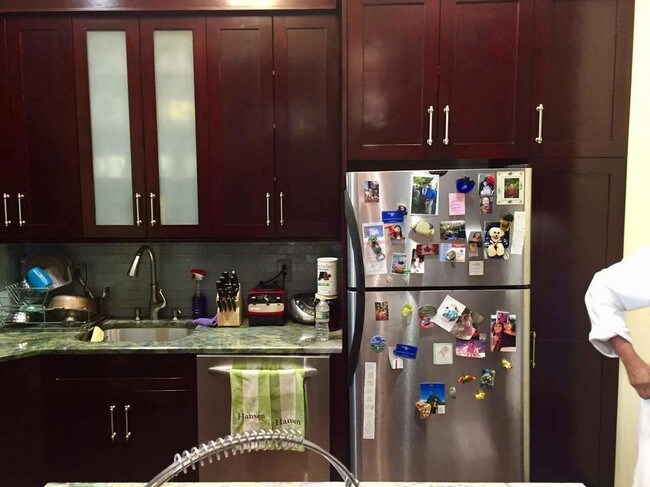 Foto del edificio - 14 Bay Ridge Pl