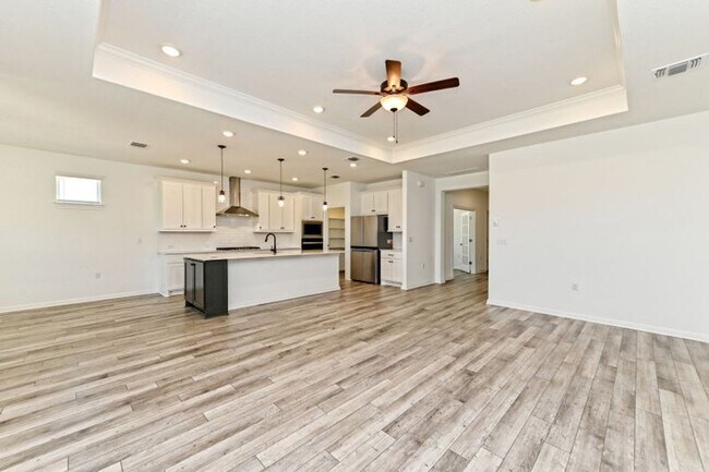 Foto del edificio - 106 Middle Crk Rd