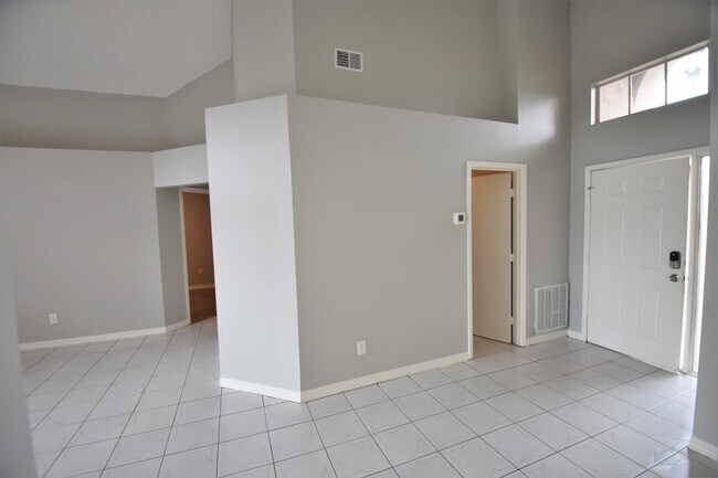 Building Photo - 7309 Marseille Cir