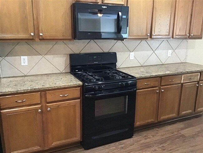 Foto del edificio - 2902 Auburn Falls Ln
