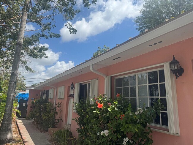 Foto del edificio - 1020 SW 5th St
