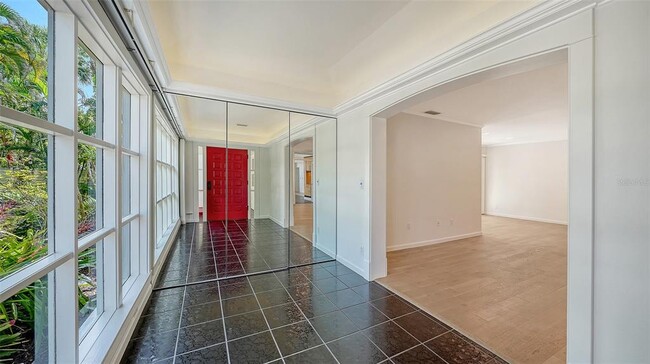 Building Photo - 1770 S Oval Dr