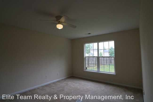 Building Photo - 3 br, 2 bath House - McAdam Way 8910