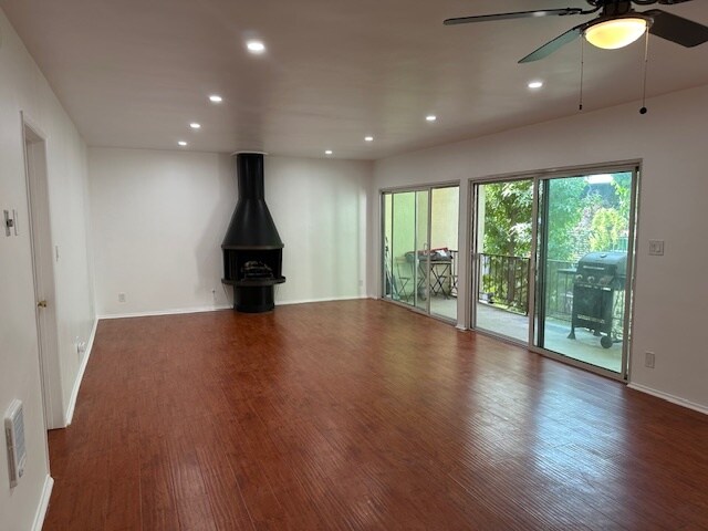 Building Photo - 7736 Paseo del Rey