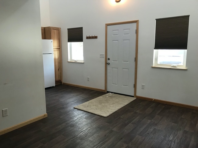 Building Photo - 24772 Amber Dr