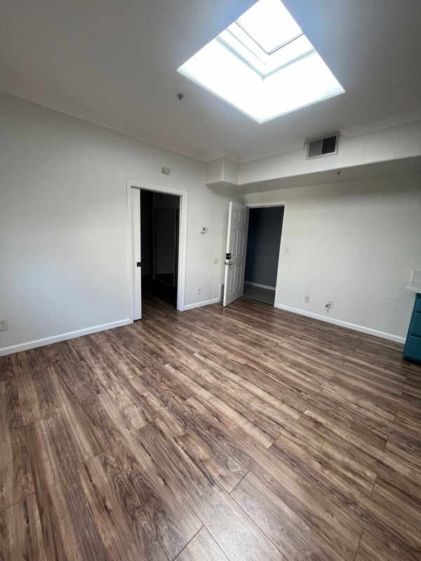 Building Photo - 1072 Laguna Ave
