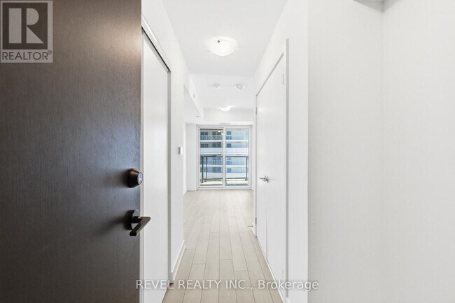 Photo du bâtiment - 1480 Bayly St