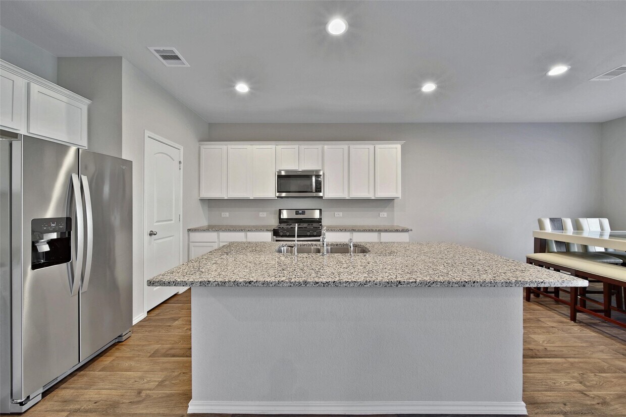 Building Photo - 13854 Rock Island Trl