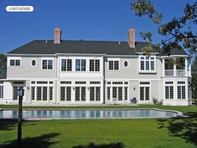Building Photo - 653 Head of Pond Rd