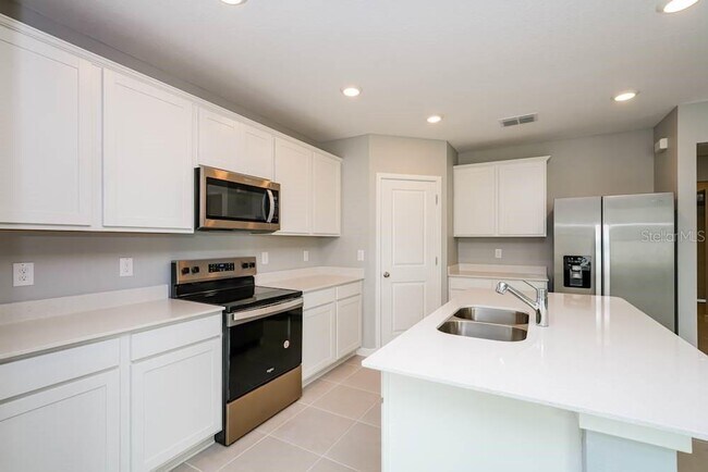 Foto del edificio - 3631 Hornbeam Rd