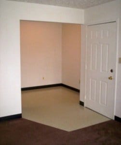 Living Area - Weatherholt Hills Apartments