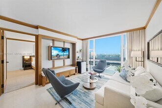 Building Photo - 6801 Collins Ave