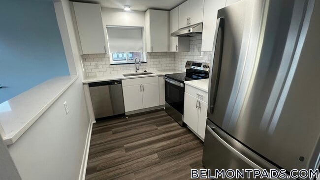 Building Photo - 55 Hill Rd