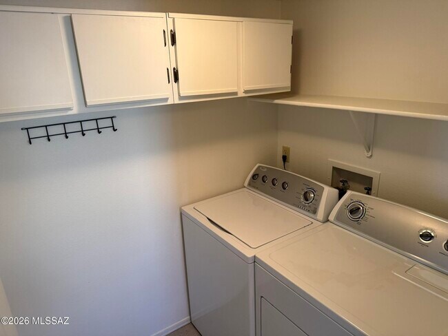 Foto del edificio - 5751 N Kolb Rd