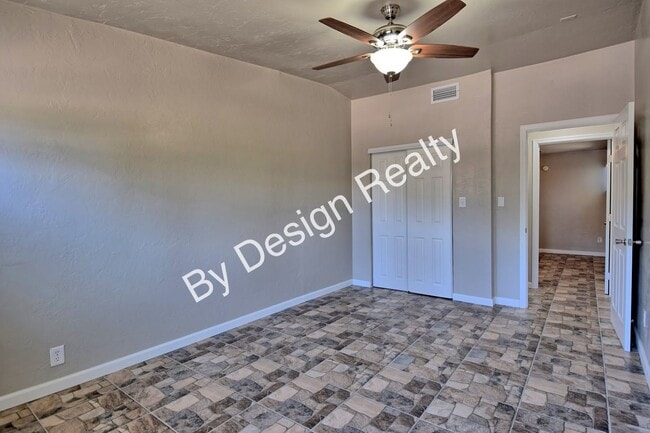 Building Photo - Updated Midtown 1 Bed 1 Bath