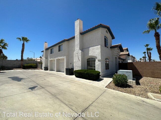 Foto del edificio - 3 br, 2.5 bath House - 925 Radiant Star St...