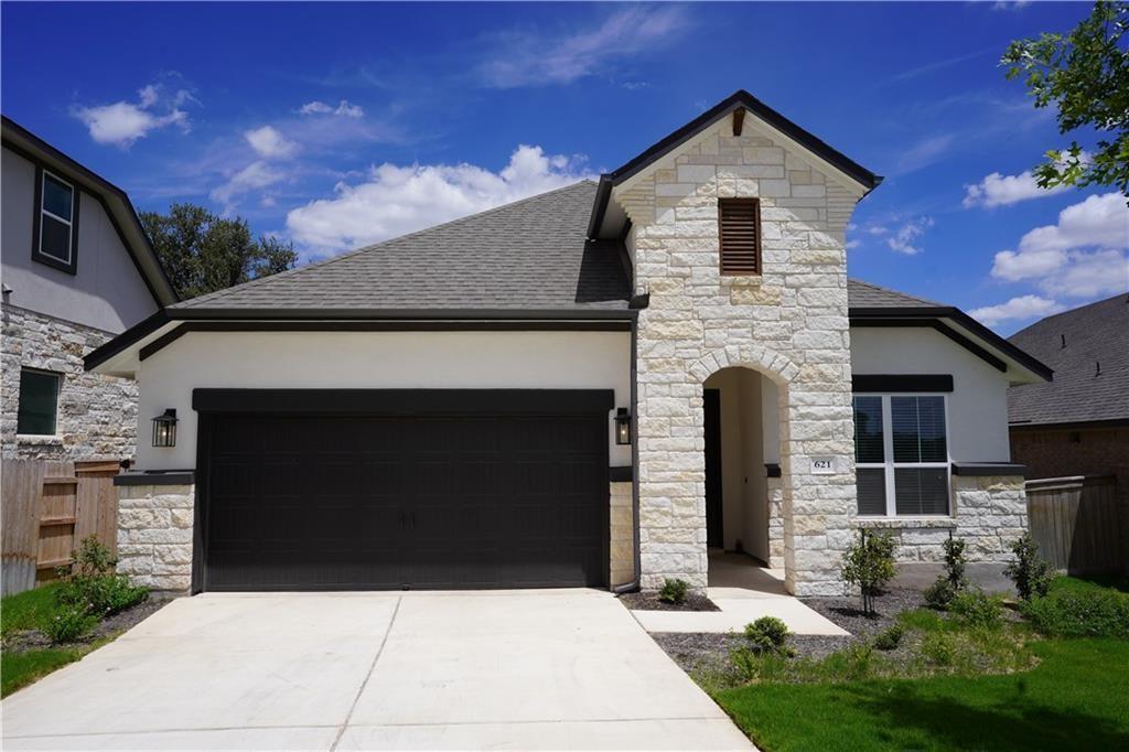 Foto principal - 621 Pinnacle View Dr
