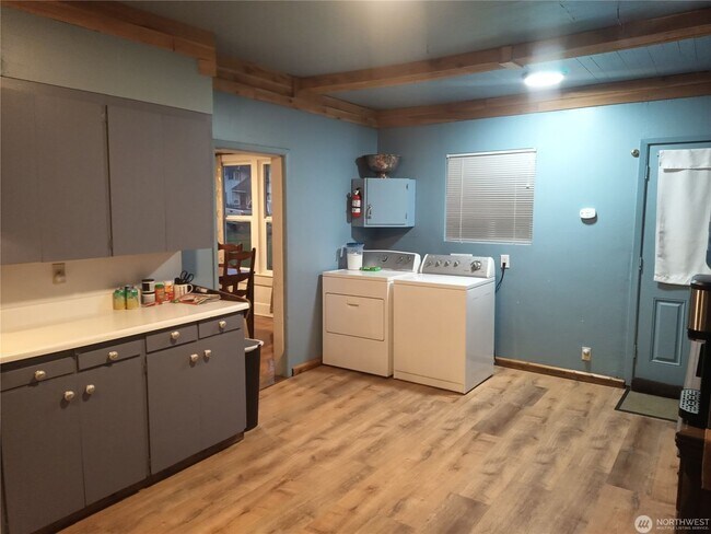 Foto del edificio - 5Bd 1.75Ba Home located in Hoquiam Move in...