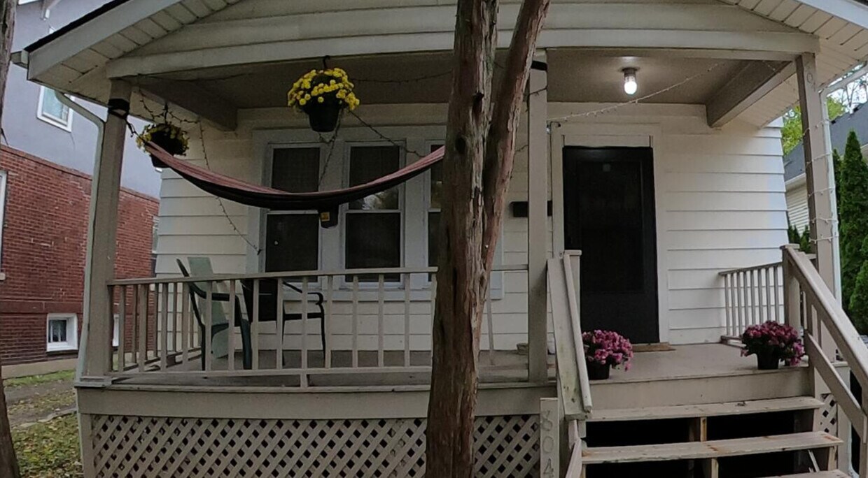 Foto principal - 804 McKinley Ave