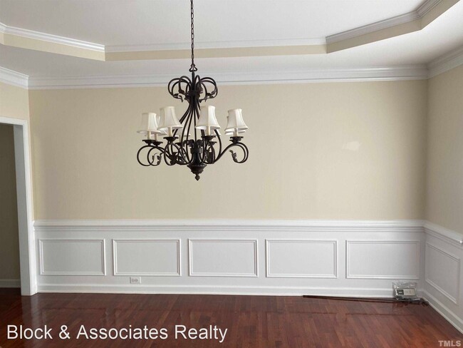 Building Photo - 4 br, 3.5 bath House - 3671 Coach Lantern Ave