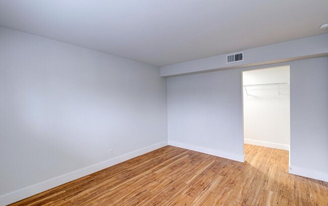 Foto del edificio - 4120 Stonecrest Ct
