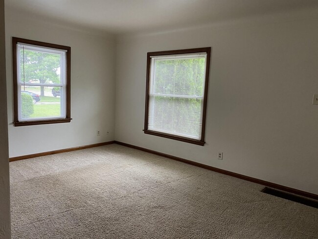 Foto del edificio - 1413 32nd St NE