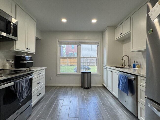 Building Photo - 4316 Lafayette St