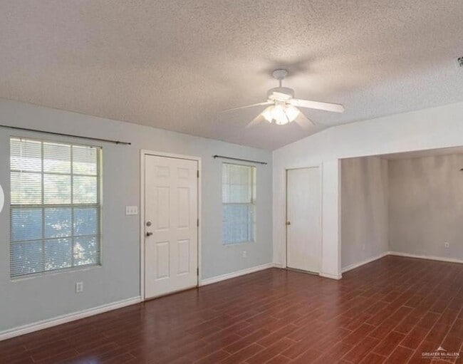 Building Photo - 337 Roundup Cir