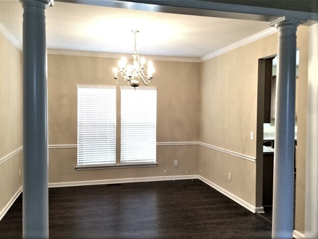 Foto del edificio - 6236 Creek Breeze Road