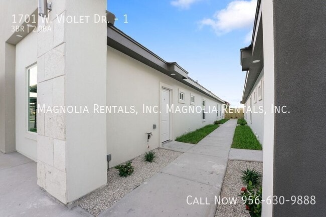 Building Photo - 1701 W Violet Dr