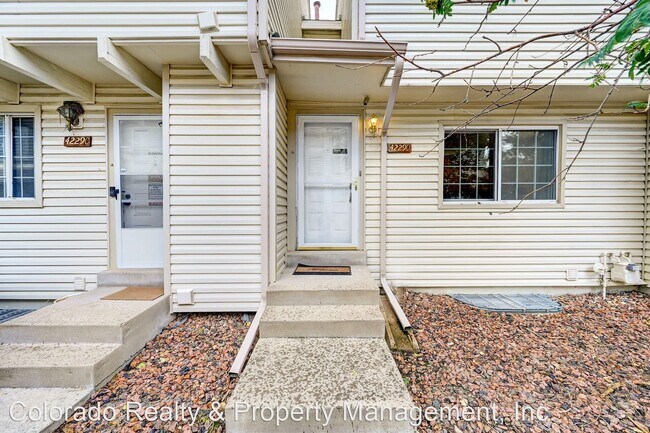 Building Photo - 3 br, 2.5 bath House - 4229 S Mobile Cir #D