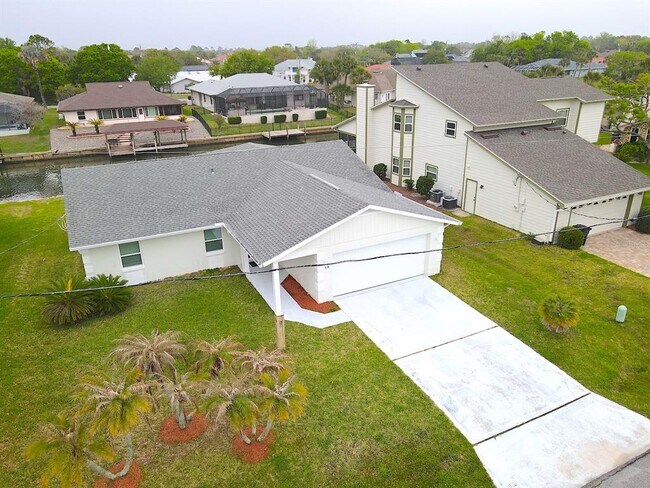 Building Photo - 19 Cedarfield Ct