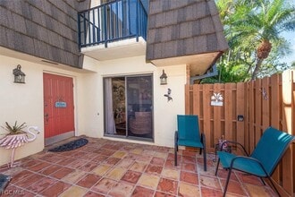 Building Photo - 4029 Sandlewood Ln