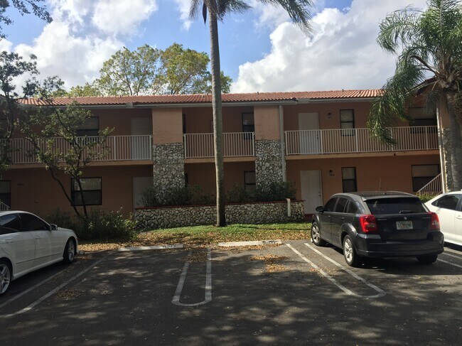 Foto del edificio - 11637 NW 26th St
