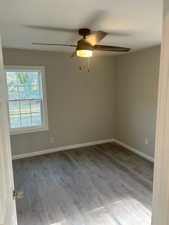 Foto del edificio - 128 Dupree St