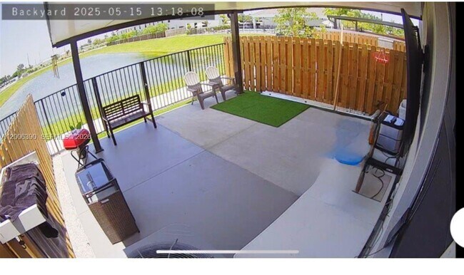 Foto del edificio - 441 NE 13th St