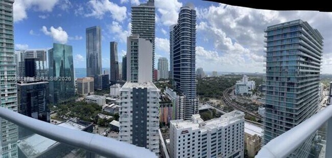 Building Photo - 1100S S Miami Ave