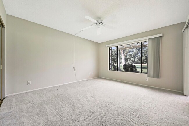 Foto del edificio - 40953 Inverness Way